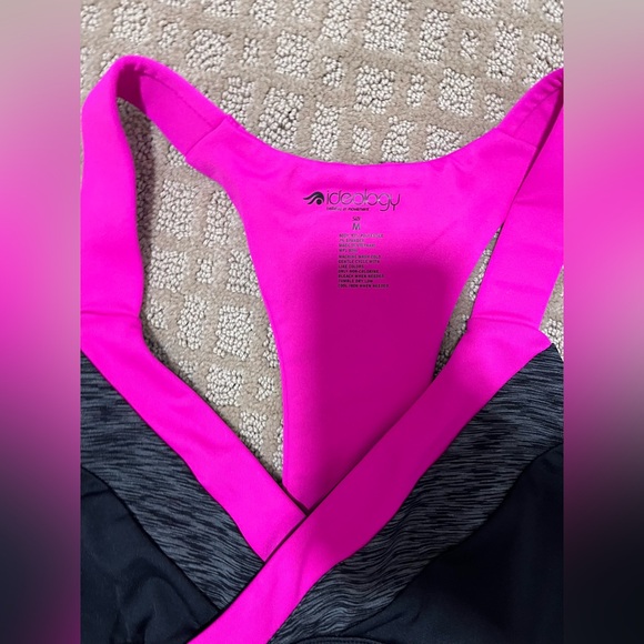 Tank top - Picture 2 of 3